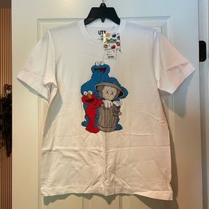 KAWS x Uniqlo Limited Edition Sesame Street Tee
